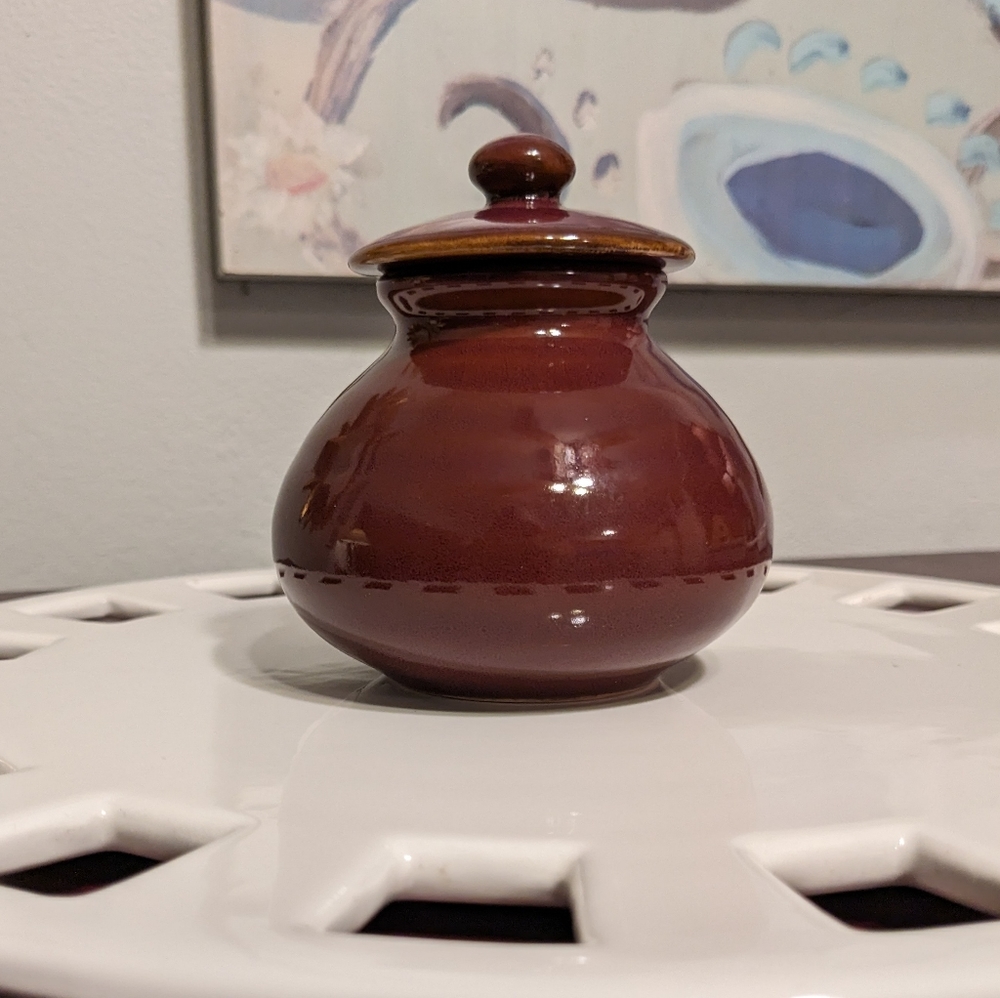 Pottery Swirl Stoneware Jar Lidded Shiny 4" Tall Brown Glaze Ruff Hewn Keepsake